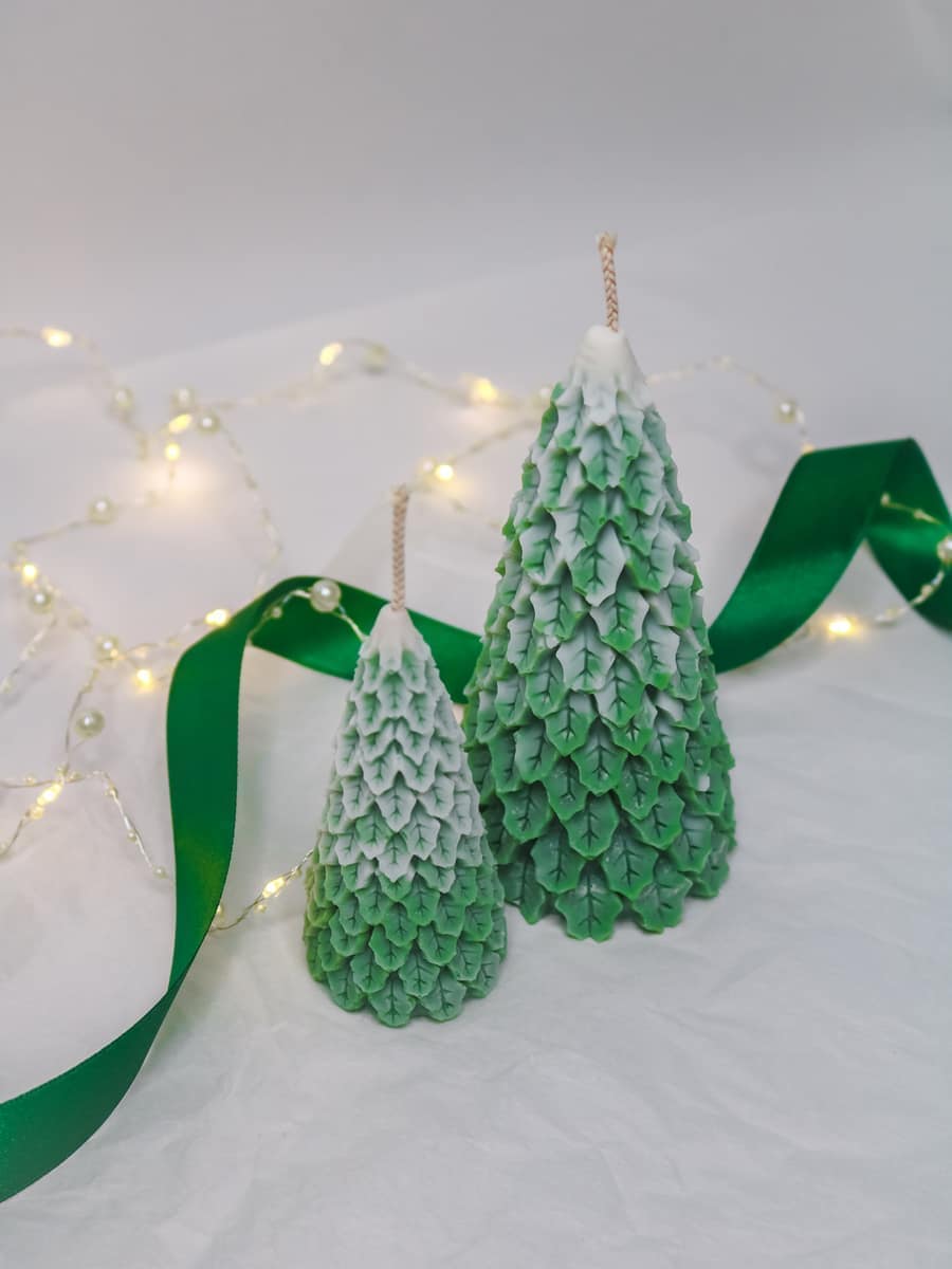 Aesthetic Christmas Tree - imagine 4